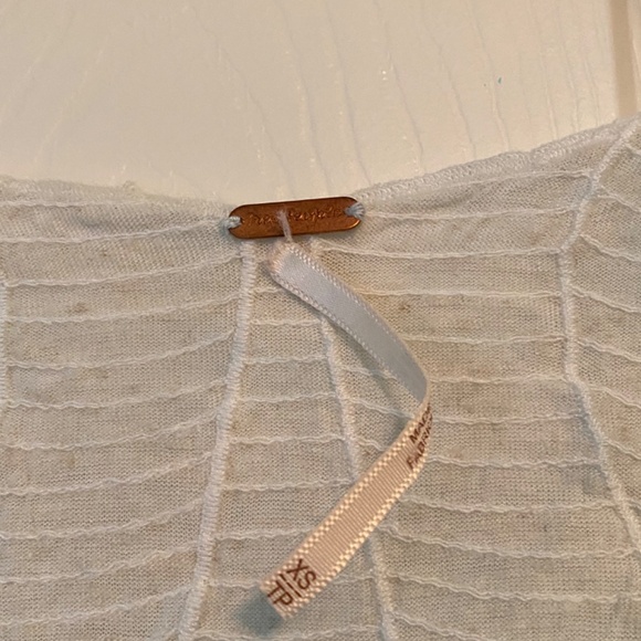 Free People Oversized Shell Pattern Top - Picture 2 of 5